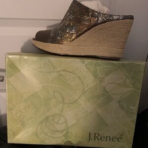 J.renee’ brown/metallic wedges